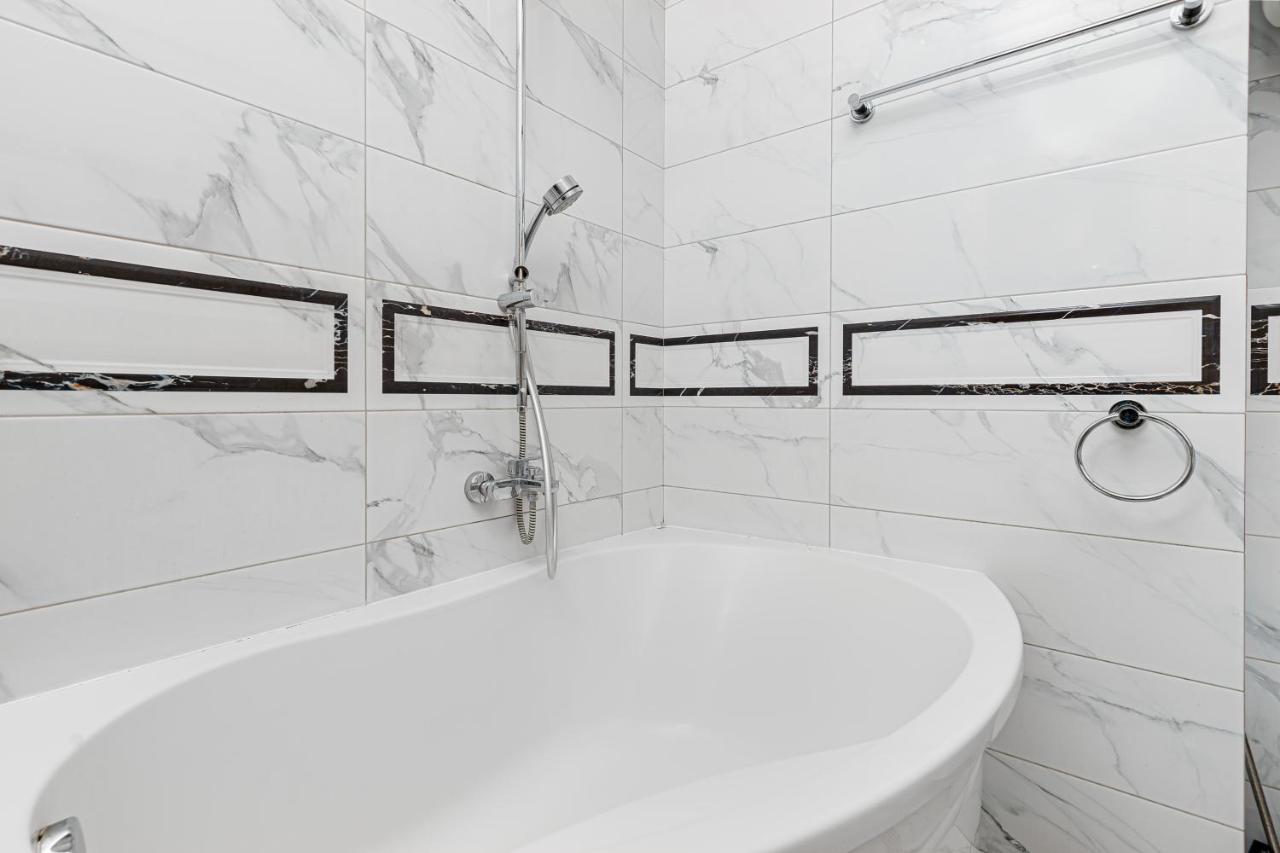 Greek Street Deluxe Apartment Oděsa Exteriér fotografie